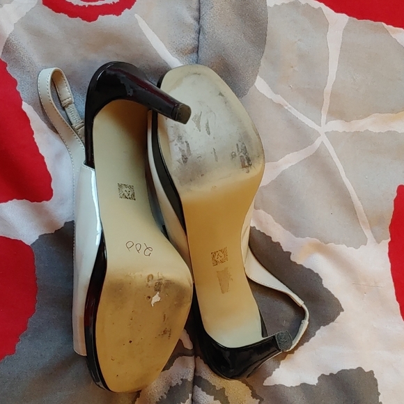 Anna Klein heels - Picture 4 of 4